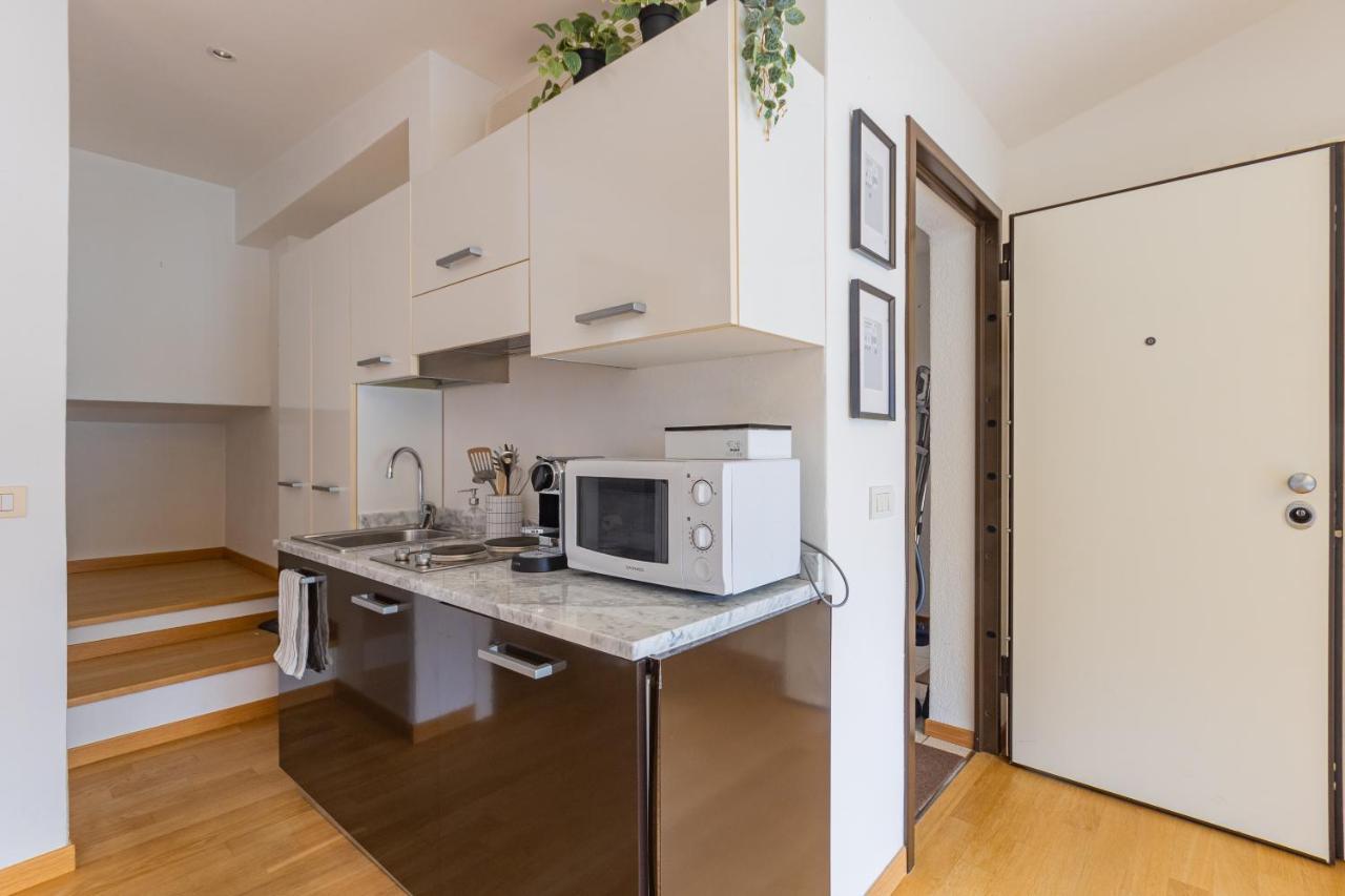 Casa Elea_ Panoramic Attic In City Center Campione d'Italia Luaran gambar
